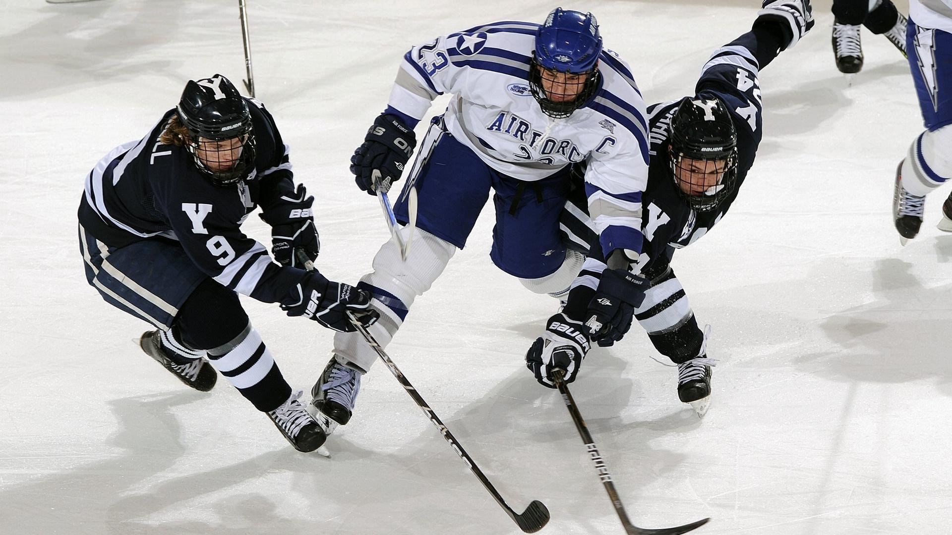 滑雪小镇年接待突破百万，冬奥效应持续释放，滑雪花样冰雪小镇
