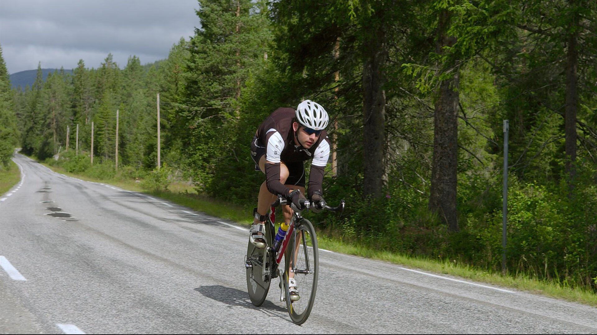 车神重出江湖：曾经的冠军车手时代回归，车神简介